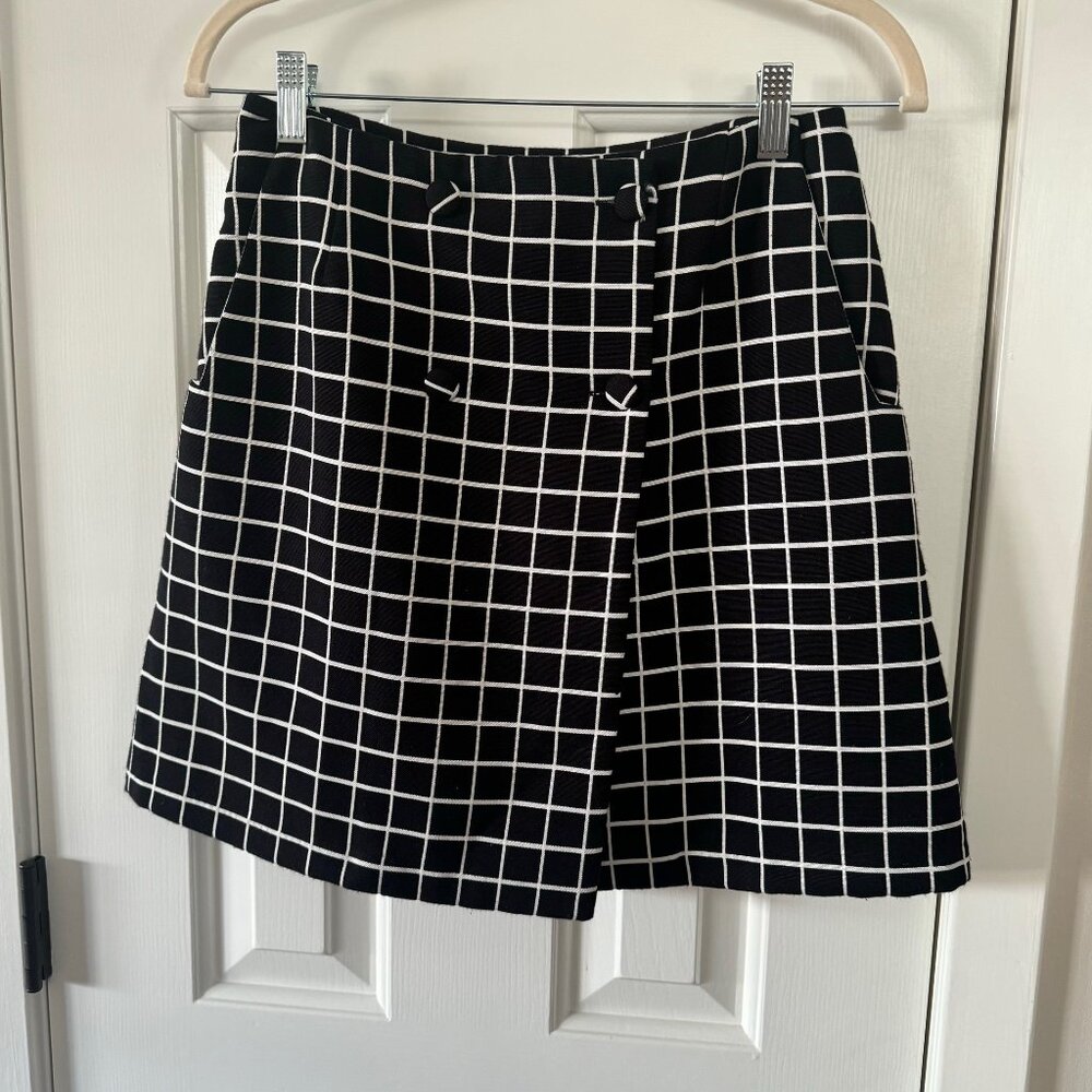 Alya Black and White Checked Skirt Size Medium P2